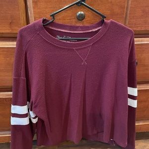 Hollister Must Have Collection long sleeve crop top